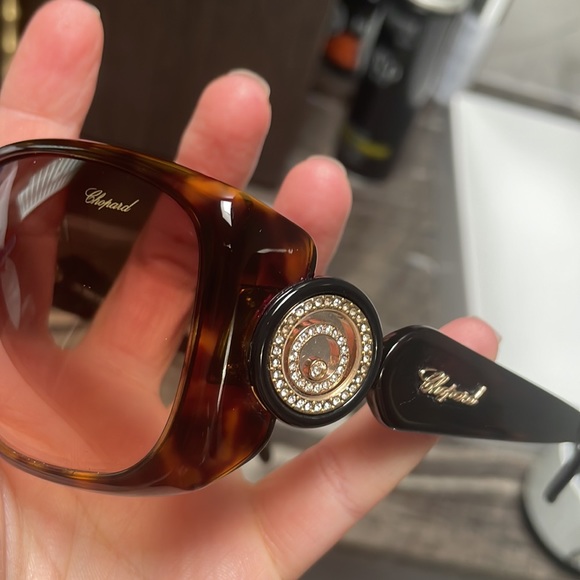 Chopard Oversized Brown Sunglasses Eye Couture ?️ main image 5